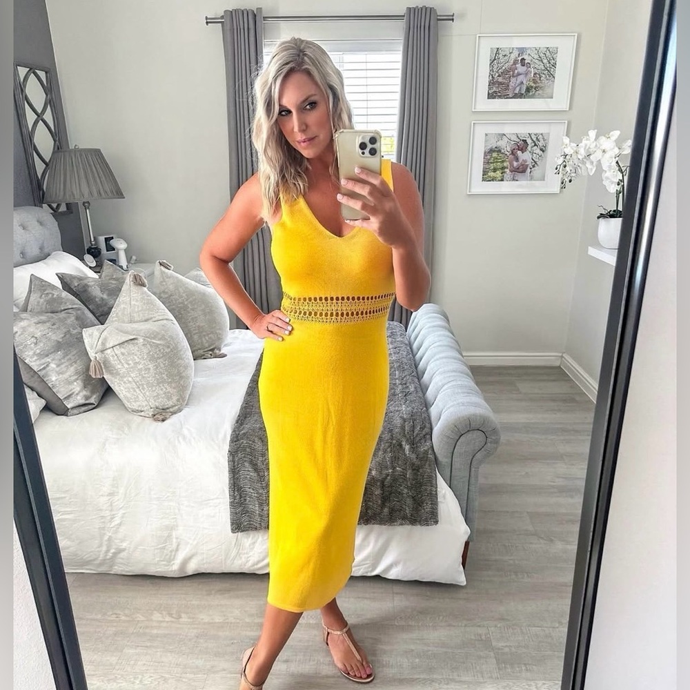 H&M Mustard Yellow Crochet Waist V-Neck Knit Midi Dress Size M - Picture 5 of 9